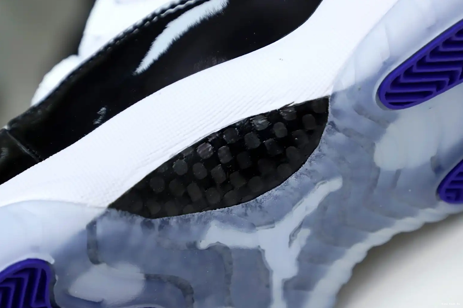 LOW RETRO JORDAN AIR 11 Kimikick CONCORD 0822
